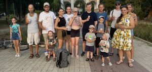 Акция "Полей меня" в парке Кирова.