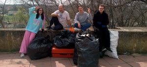 Субботник у памятника Лампочке - 2026